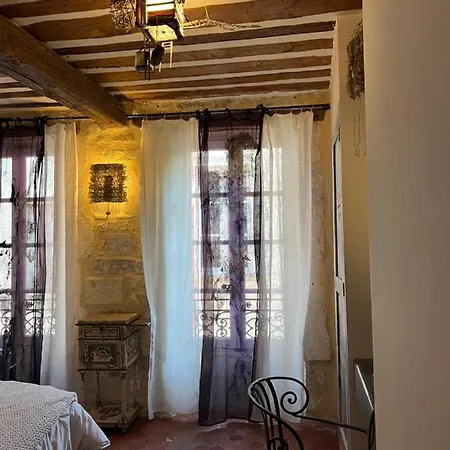 Le Regardeur Saint-Rémy-de-Provence
